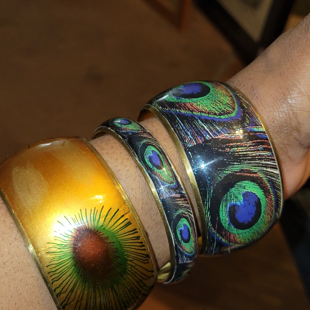 Bangles - image 1